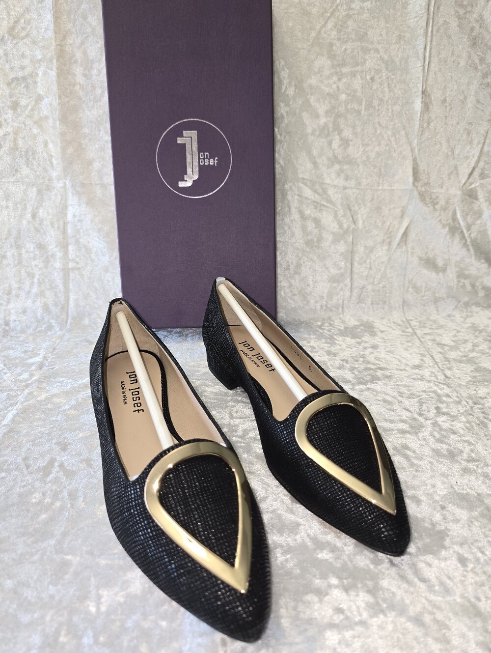 Jon Josef Shoes Reina Templo Black Flats Size 5